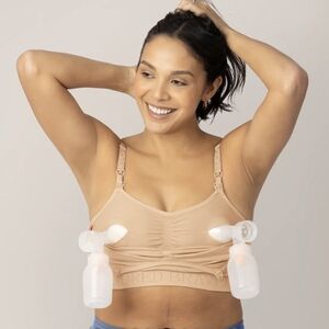 Kindred bravely nursing and pumping bra